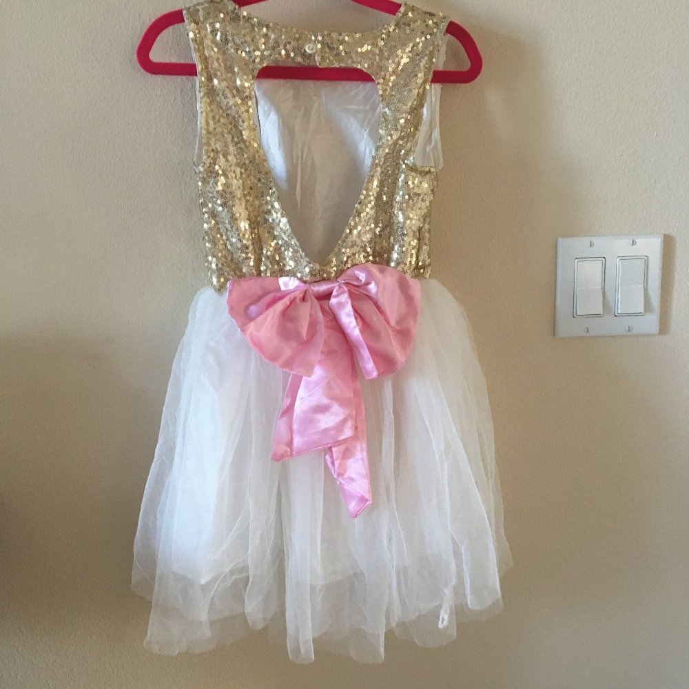 New Girls Gold Sequins Tulle Heart Shape Open Back Dress